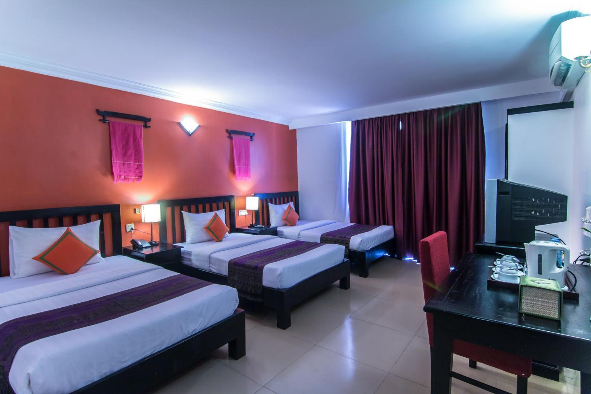 Mekong Angkor Palace Hotel Siem Reap Oda fotoğraf